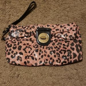 Icing Pink leopard clutch